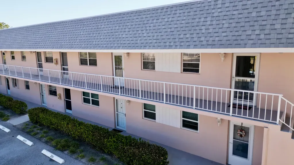 18081 SE Country Club Drive Jupiter FL 33469