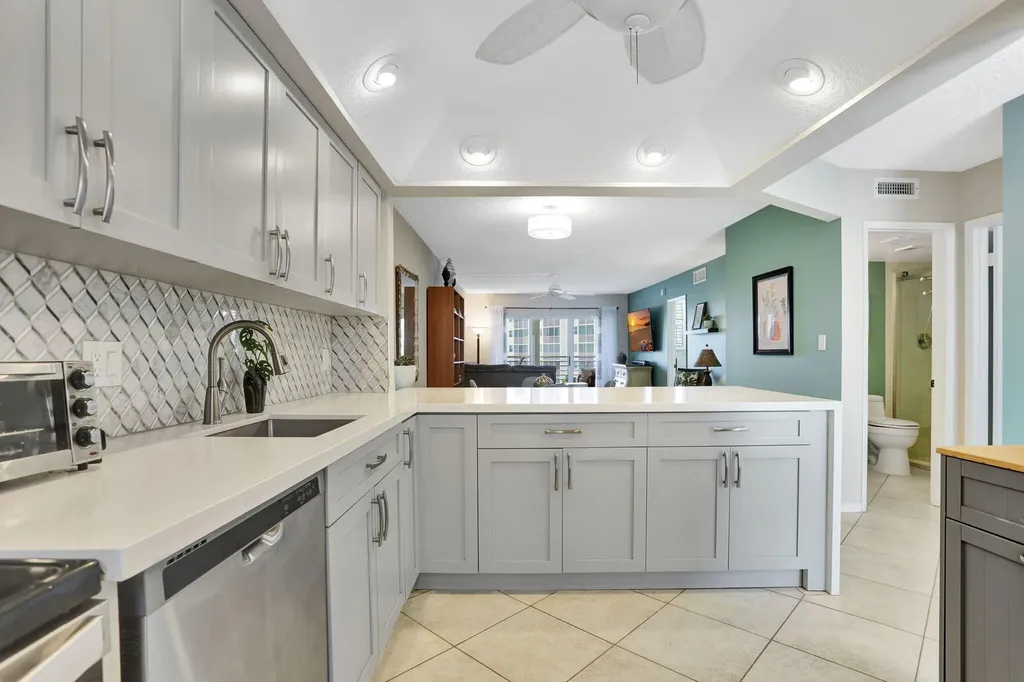 2731 NE 14th Street Causeway Pompano Beach FL 33062