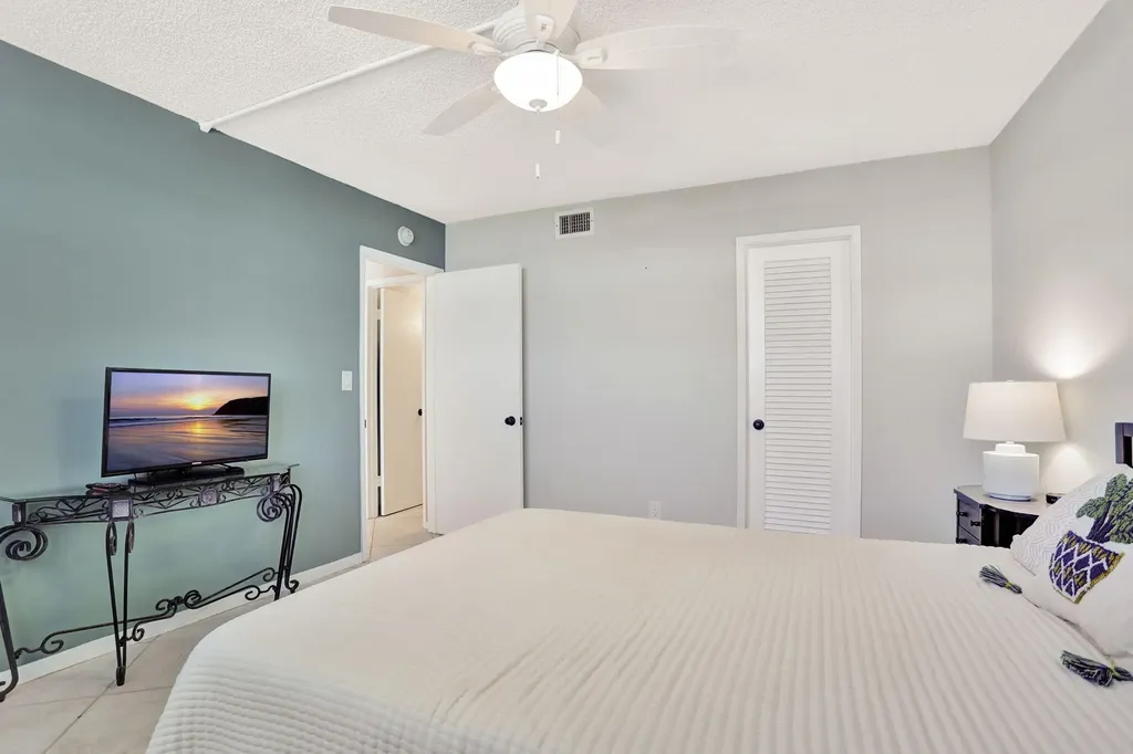 2731 NE 14th Street Causeway Pompano Beach FL 33062