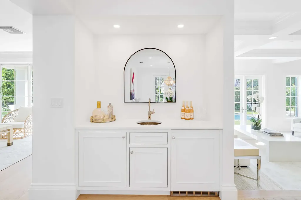 220 Esplanade Way Palm Beach FL 33480