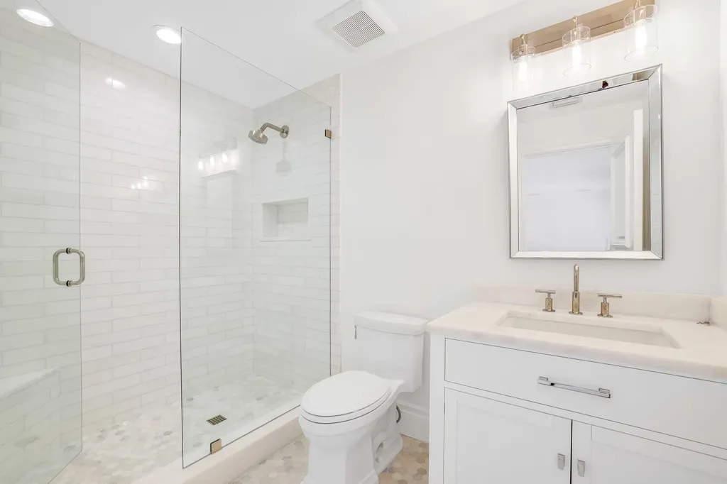 220 Esplanade Way Palm Beach FL 33480