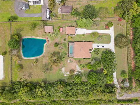 10735 Lantana Road Lake Worth FL 33449