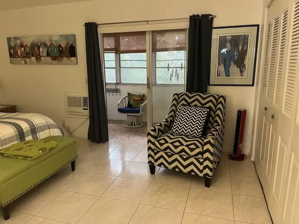 300 Windsor West Palm Beach FL 33417