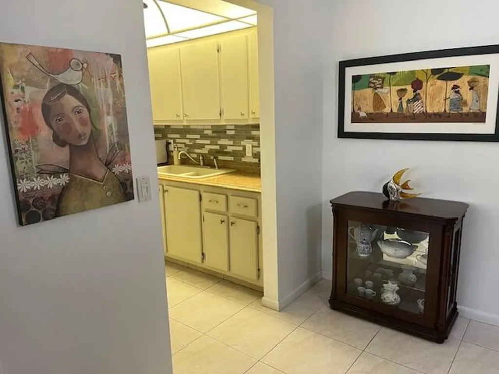 300 Windsor West Palm Beach FL 33417