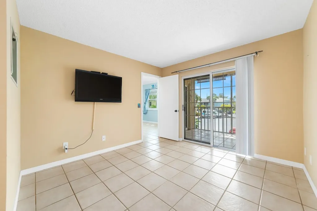 1627 SE Green Acres Circle Port St Lucie FL 34952