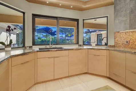 513 N Country Club Drive Atlantis FL 33462