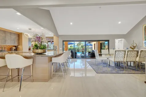 513 N Country Club Drive Atlantis FL 33462