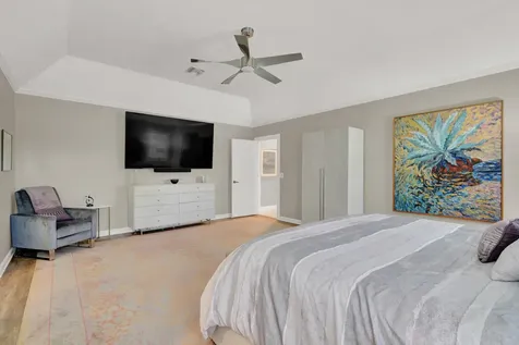 513 N Country Club Drive Atlantis FL 33462