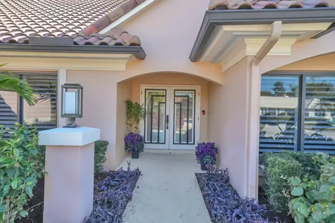 513 N Country Club Drive Atlantis FL 33462