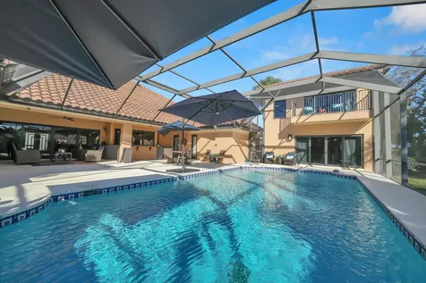 513 N Country Club Drive Atlantis FL 33462