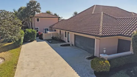 513 N Country Club Drive Atlantis FL 33462