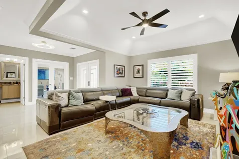 513 N Country Club Drive Atlantis FL 33462