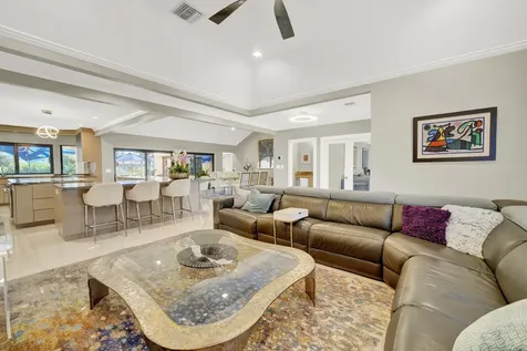 513 N Country Club Drive Atlantis FL 33462