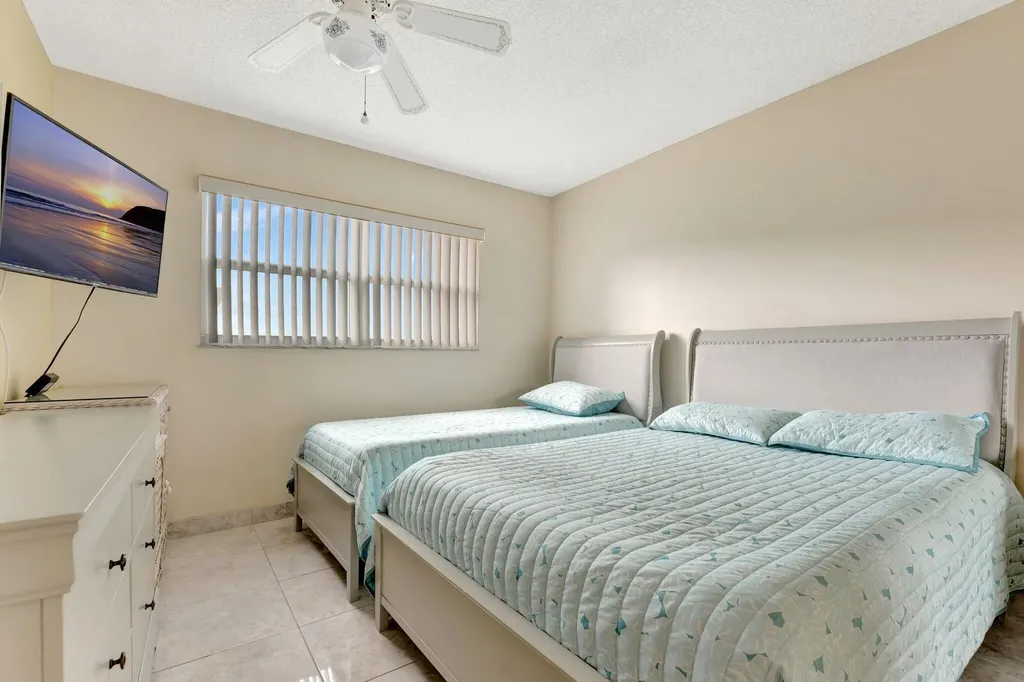 806 SE 7th Street Deerfield Beach FL 33441