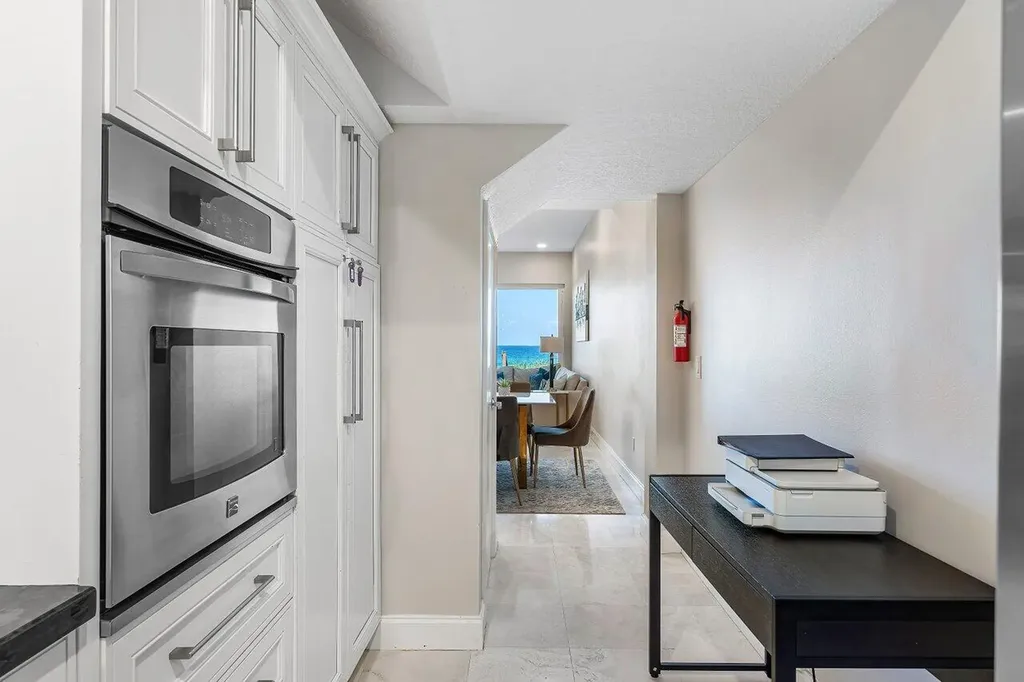 4517 S Ocean Boulevard Highland Beach FL 33487