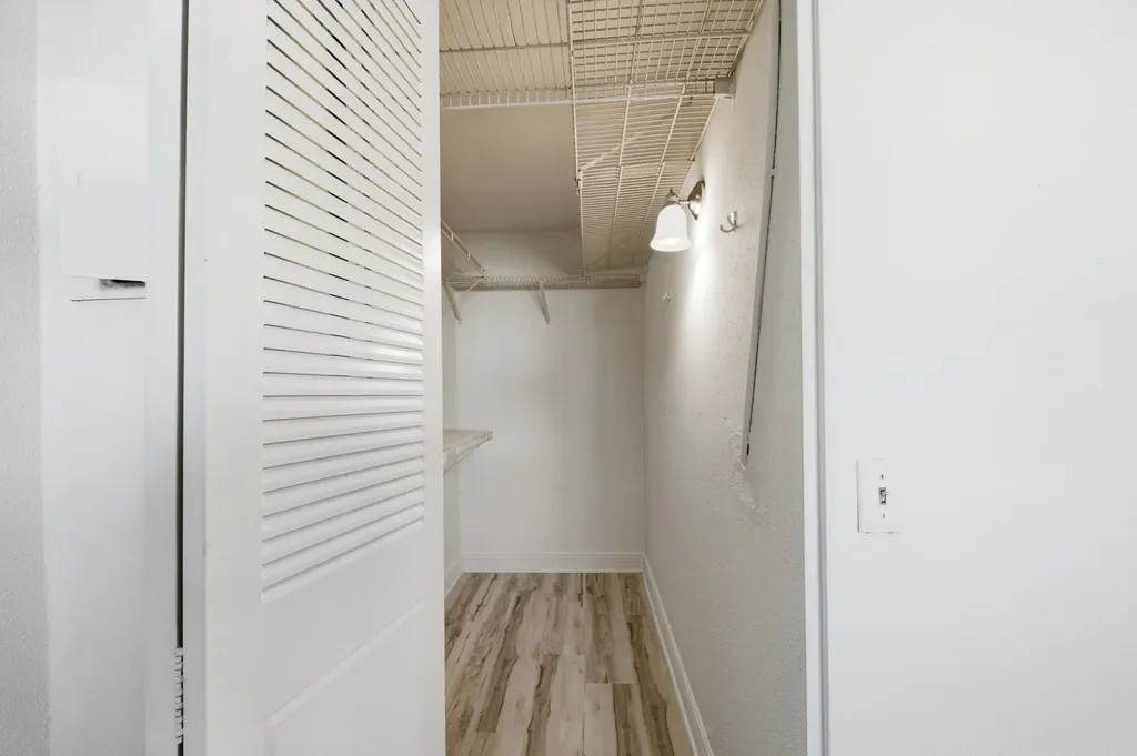 452 Brittany J Delray Beach FL 33446