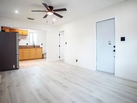 412 Columbus Parkway Hollywood FL 33021
