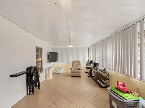10 Padre Port St Lucie FL 34952