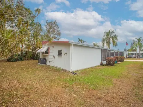 10 Padre Port St Lucie FL 34952