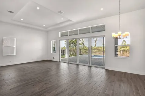 10112 Timber Creek Way Palm Beach Gardens FL 33412
