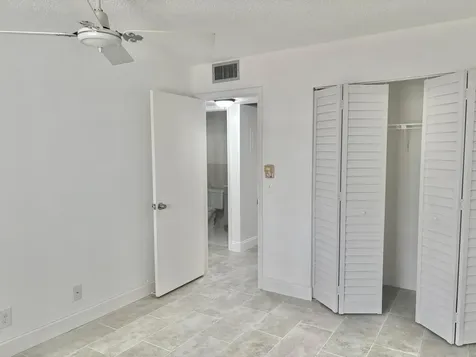 239 Sussex L West Palm Beach FL 33417