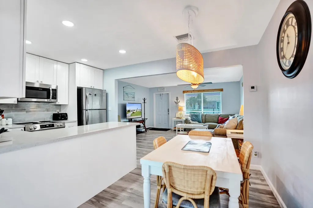 901 SW 6th Avenue Boynton Beach FL 33426