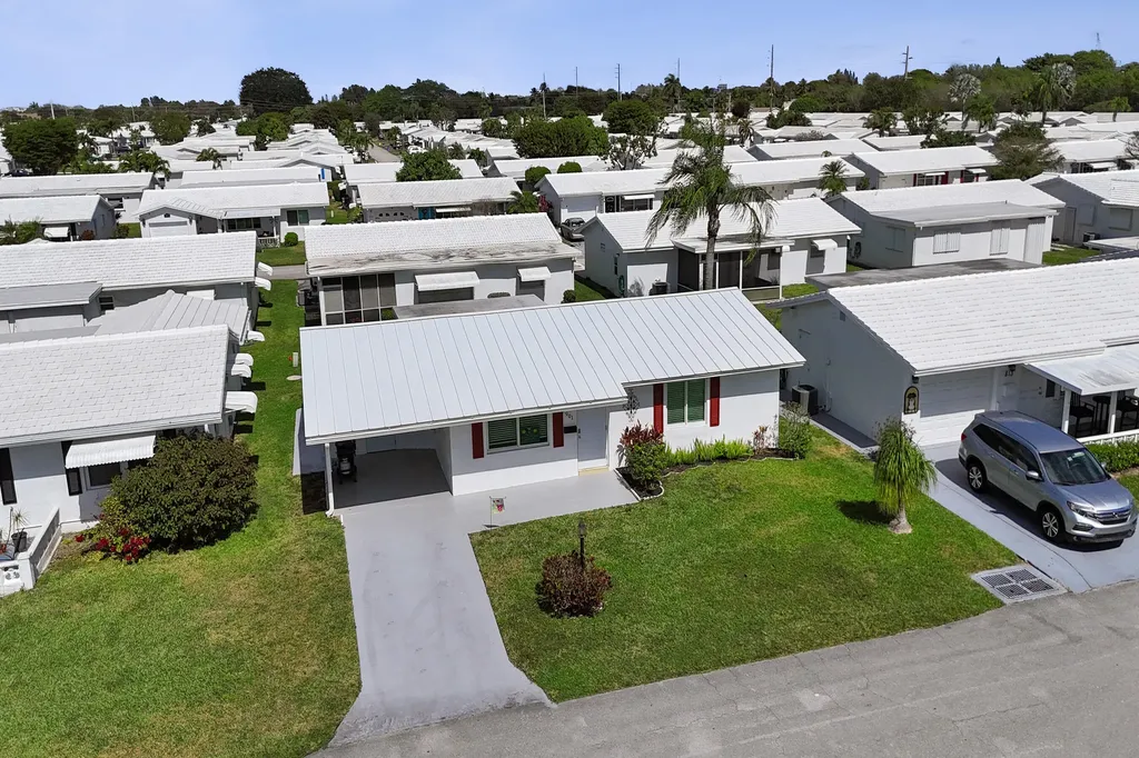 901 SW 6th Avenue Boynton Beach FL 33426