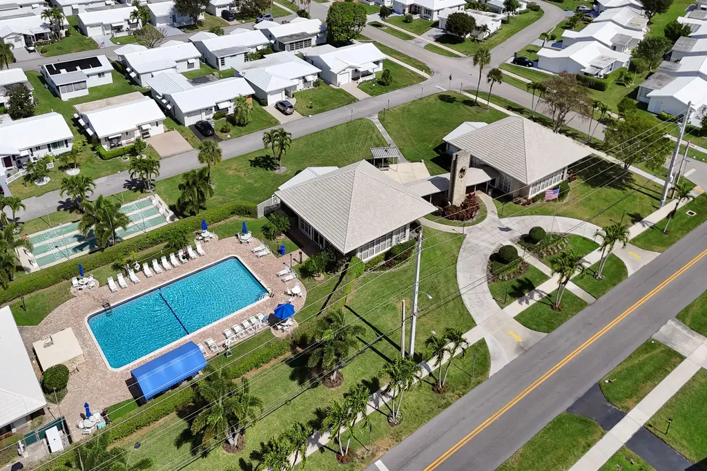 901 SW 6th Avenue Boynton Beach FL 33426