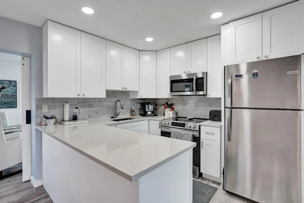 901 SW 6th Avenue Boynton Beach FL 33426