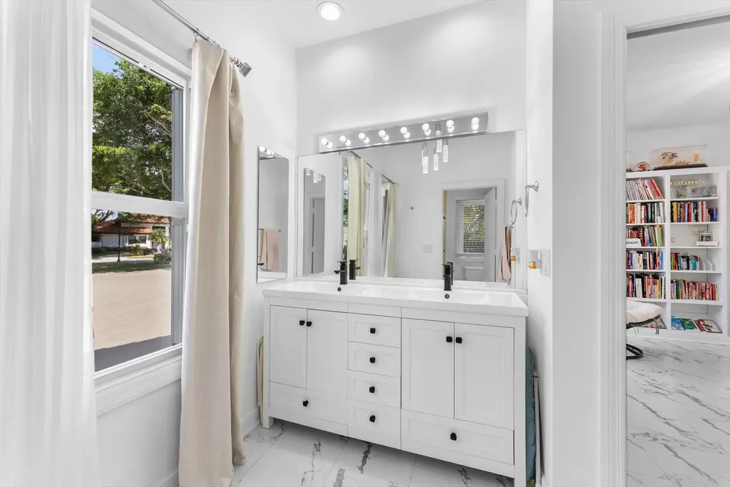 10722 Kirkaldy Lane Boca Raton FL 33498