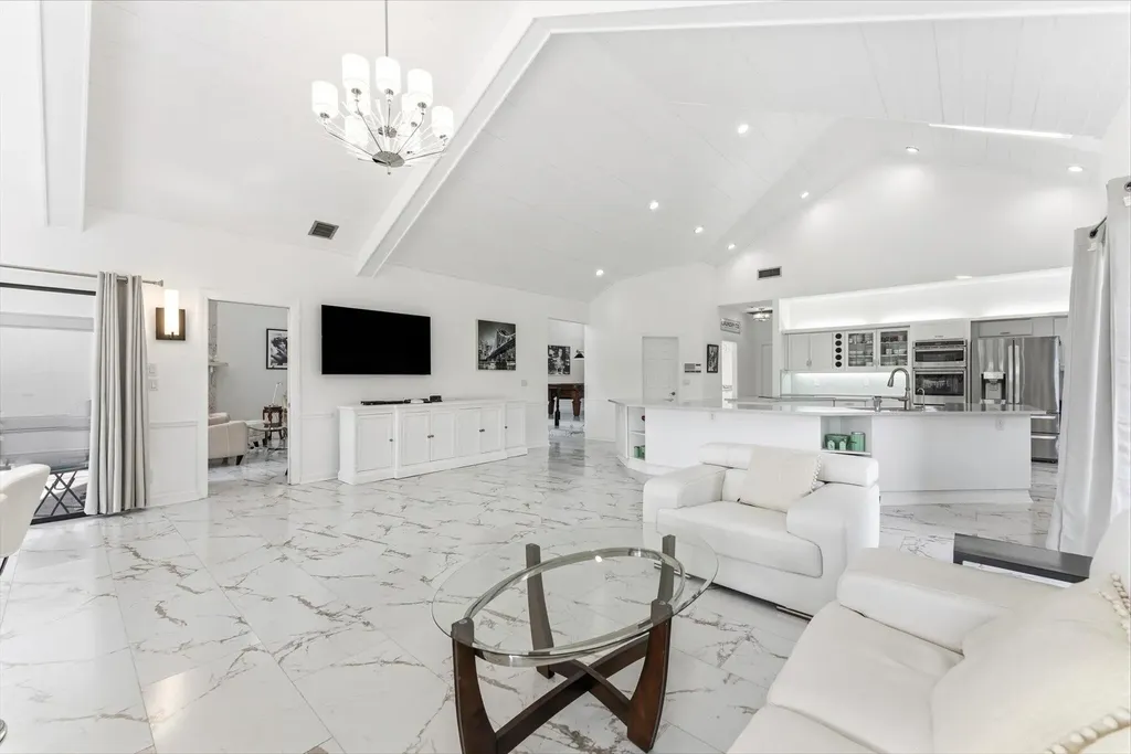 10722 Kirkaldy Lane Boca Raton FL 33498