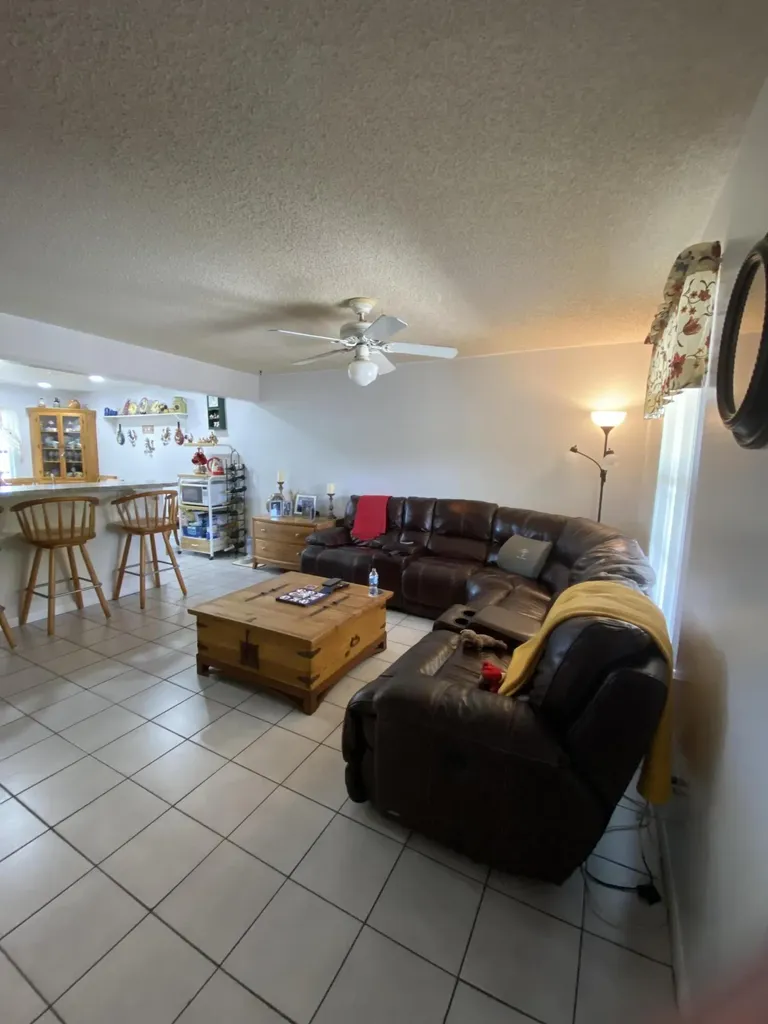 4647 Marguerita Street West Palm Beach FL 33417