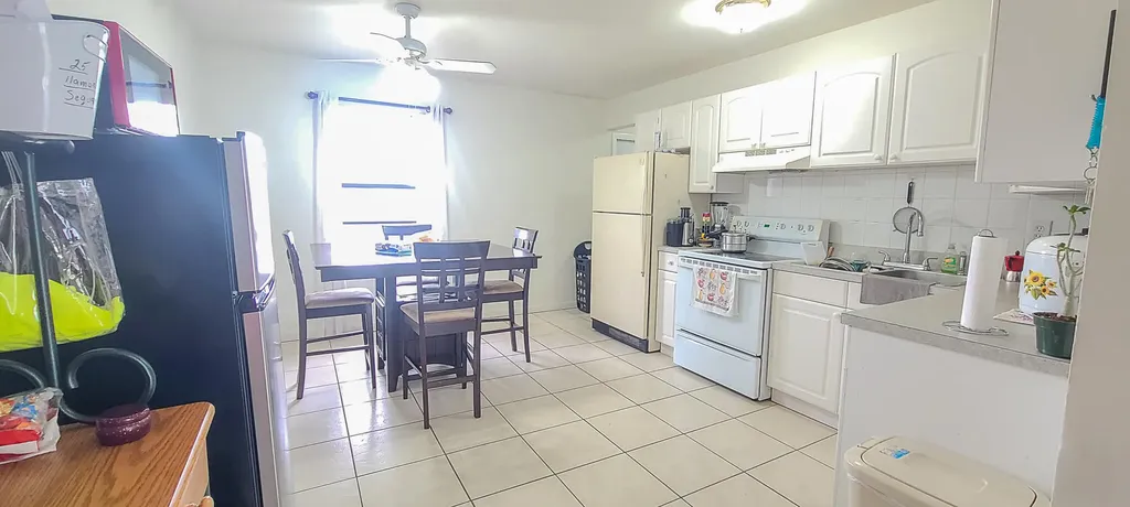 4647 Marguerita Street West Palm Beach FL 33417