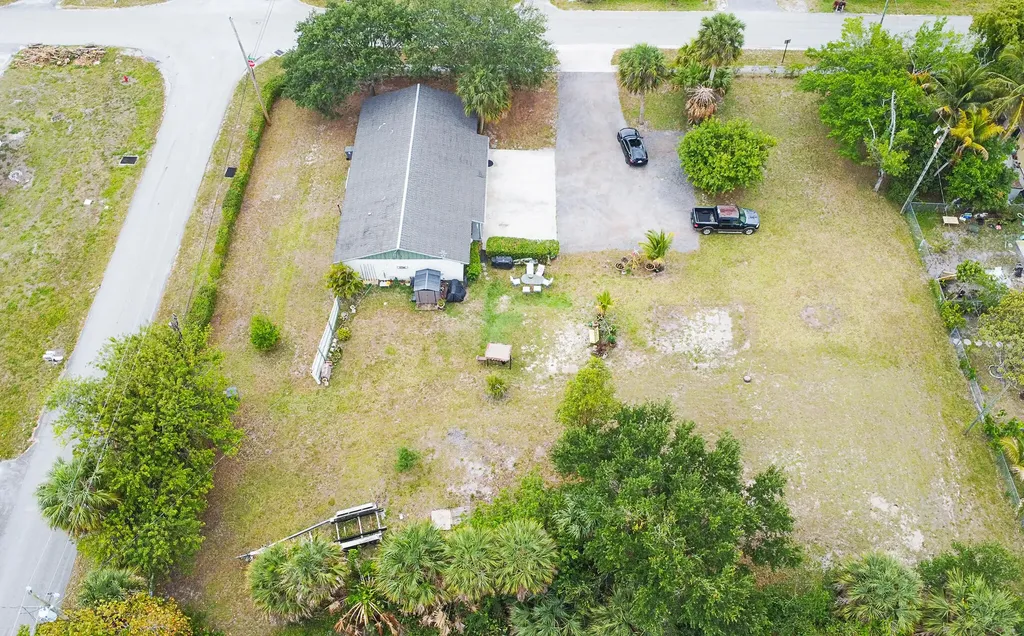 4647 Marguerita Street West Palm Beach FL 33417