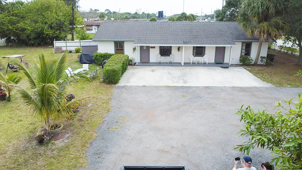 4647 Marguerita Street West Palm Beach FL 33417