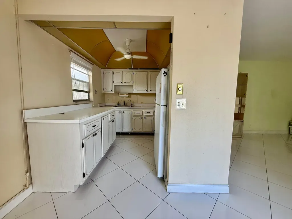 137 Monaco C Delray Beach FL 33446