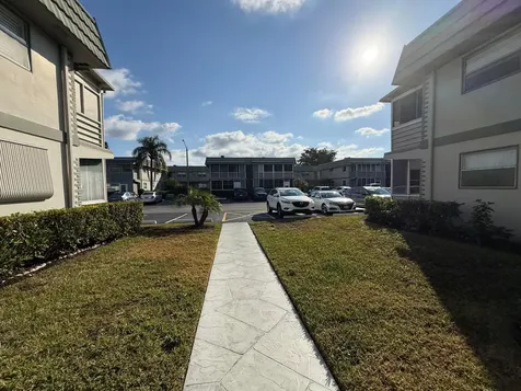 137 Monaco C Delray Beach FL 33446