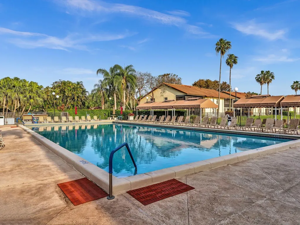 10215 N Circle Lake Drive Boynton Beach FL 33437