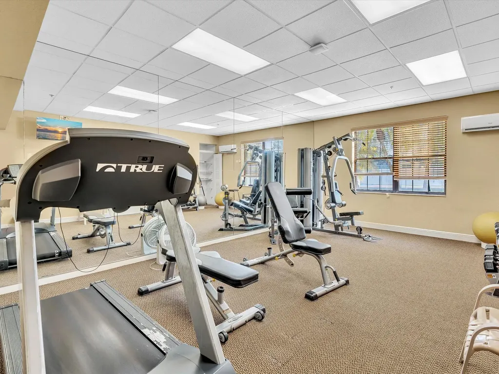 10215 N Circle Lake Drive Boynton Beach FL 33437