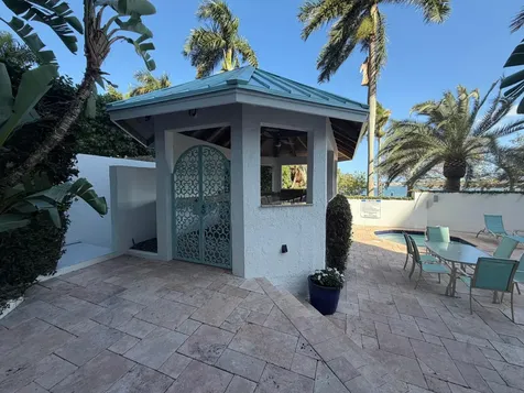 1617 N Flagler Drive West Palm Beach FL 33407