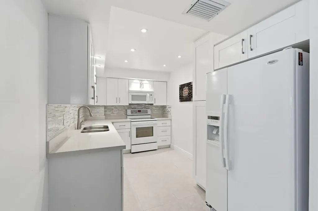 3450 S Ocean Boulevard Palm Beach FL 33480