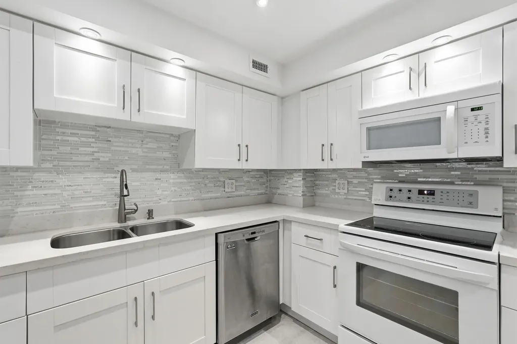 3450 S Ocean Boulevard Palm Beach FL 33480
