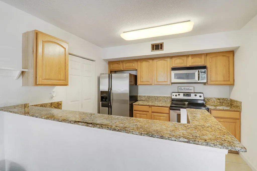 261 SW Palm Drive Port St Lucie FL 34986