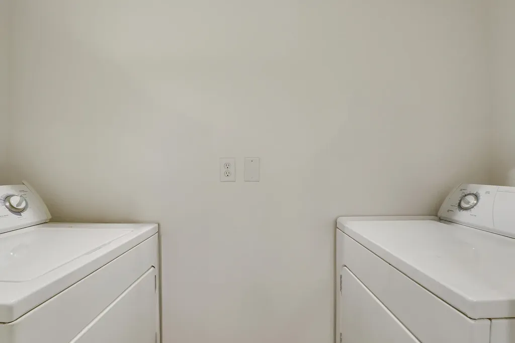 261 SW Palm Drive Port St Lucie FL 34986