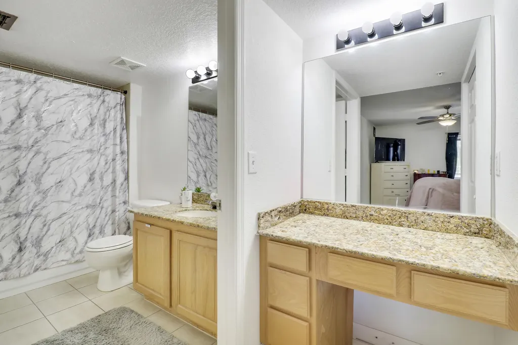 261 SW Palm Drive Port St Lucie FL 34986
