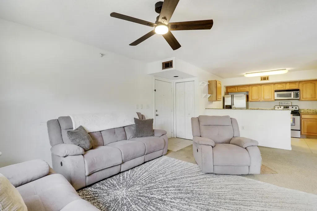 261 SW Palm Drive Port St Lucie FL 34986