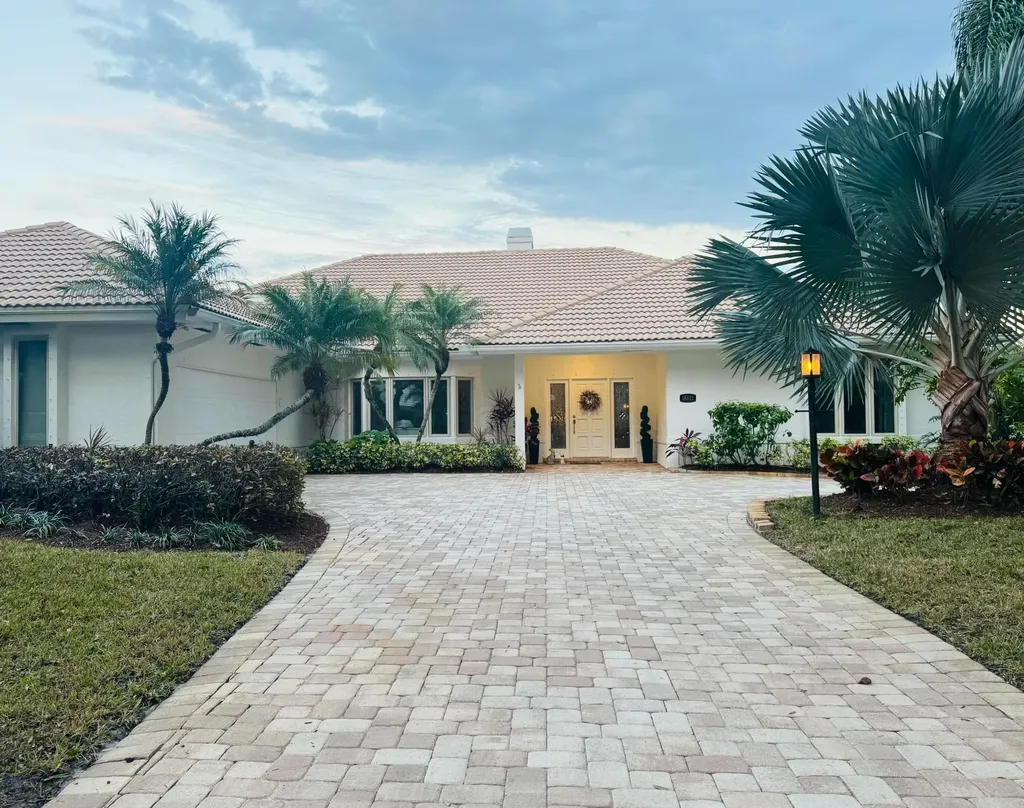 18321 SE Cassia Lane Jupiter FL 33469