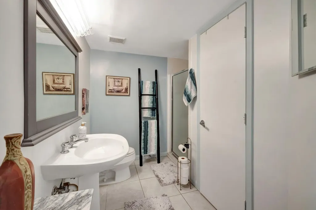 3870 N Hwy A1a Hutchinson Island FL 34949
