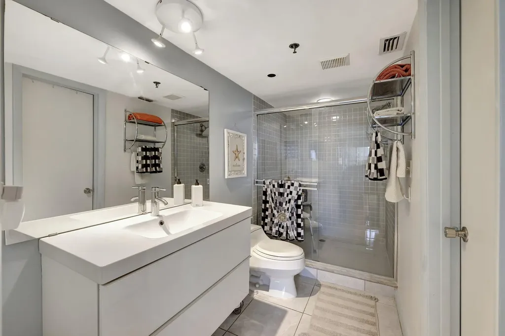 3870 N Hwy A1a Hutchinson Island FL 34949