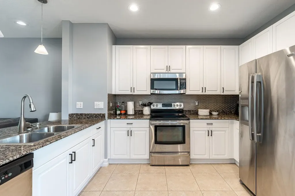 75 Atlantic Grove Way Delray Beach FL 33444